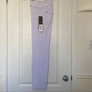 Nygard NWT skinny 2.5” slims in white